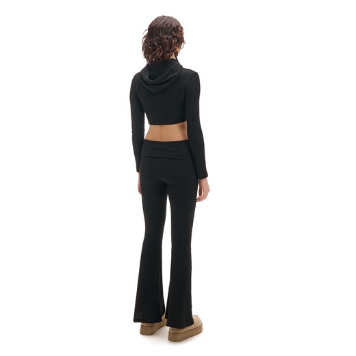 Cropp - Czarne dresowe spodnie flare - czarny Cropp S Cropp
