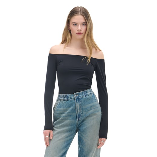 Cropp - Czarna bluzka typu carmen - czarny ze sklepu Cropp w kategorii Bluzki damskie - zdjęcie 176579371