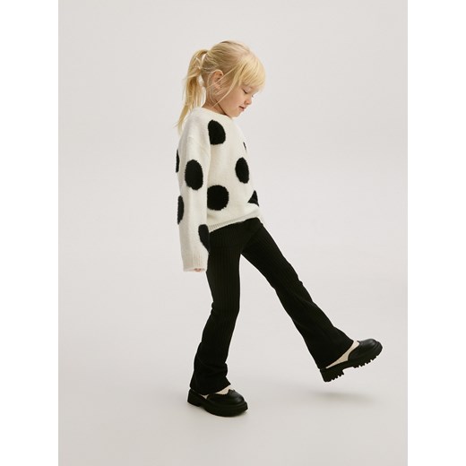 Reserved - Spodnie flare z kieszeniami cargo - czarny Reserved 86 (12-18 m.) Reserved