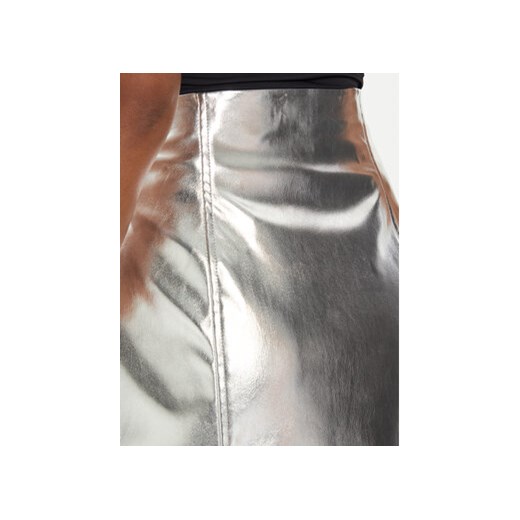 Guess Spódnica z imitacji skóry W4YD71 WGAP0 Srebrny Regular Fit Guess XS MODIVO