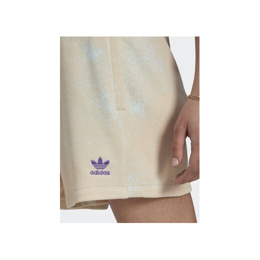 adidas Szorty sportowe HL6610 Beżowy Relaxed Fit 42 MODIVO