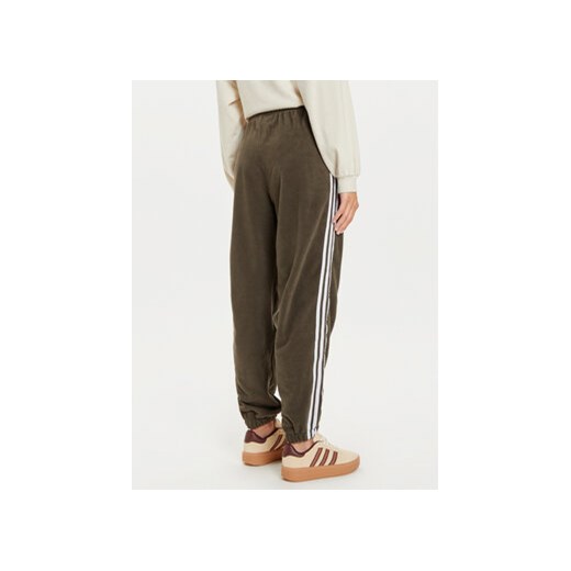 adidas Spodnie dresowe adicolor Polar IY7835 Khaki Loose Fit M MODIVO