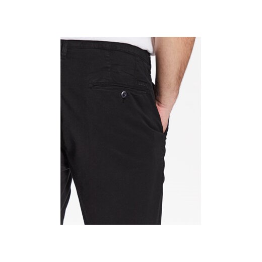 Guess Szorty materiałowe Drake M3GD06 WFBY3 Czarny Regular Fit Guess 33 MODIVO