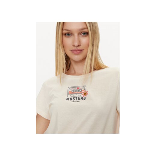 Mustang T-Shirt Alina 1014233 Écru Regular Fit Mustang M MODIVO
