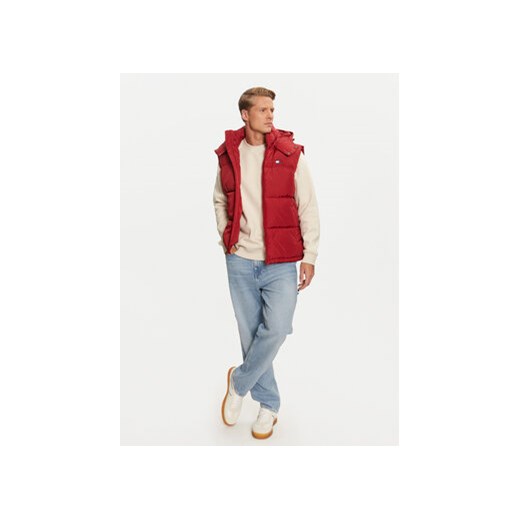 Tommy Jeans Kamizelka Alaska DM0DM19538 Czerwony Regular Fit ze sklepu MODIVO w kategorii Kamizelki męskie - zdjęcie 176698774