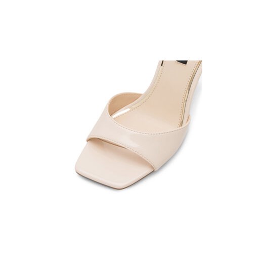 Nine West Sandały ALAYNA FF-2155 Biały Nine West 41 MODIVO