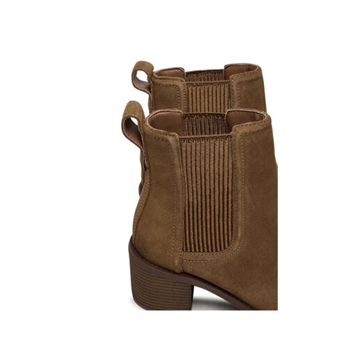 Clarks Botki Chamberly Top 26178832 Beżowy Clarks 37 MODIVO