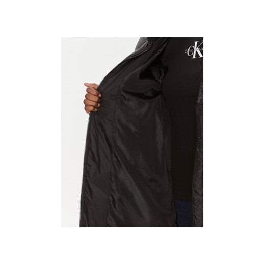 Calvin Klein Jeans Kurtka puchowa J20J221892 Czarny Regular Fit M MODIVO