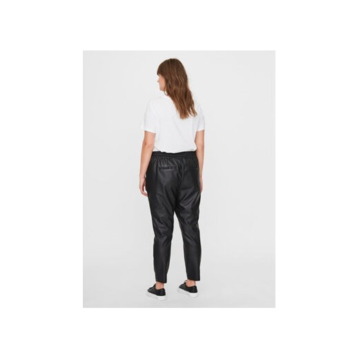 Vero Moda Curve Spodnie z imitacji skóry 10225775 Czarny Regular Fit 48 MODIVO