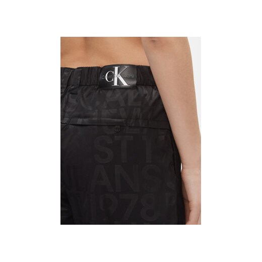 Calvin Klein Jeans Spodnie materiałowe Loose Logo Aop Cargo Pant J20J222596 XS MODIVO