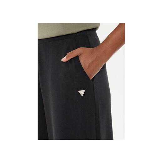 Guess Spodnie dresowe V4YB07 KCAY2 Czarny Relaxed Fit Guess XXS MODIVO