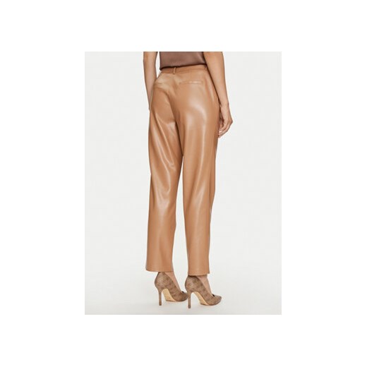 Guess Spodnie z imitacji skóry Lia W4YB18 WF8Q0 Beżowy Regular Fit Guess S MODIVO