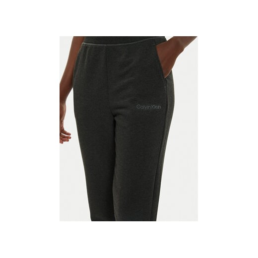 Calvin Klein Performance Spodnie dresowe 00GWS4P651 Czarny Relaxed Fit M MODIVO