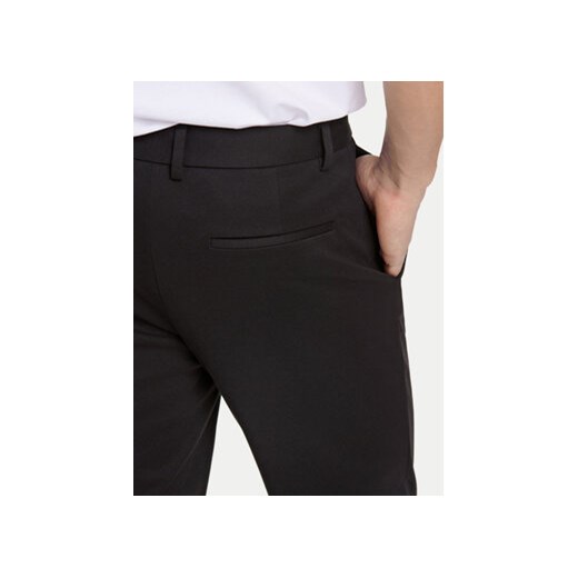 Lindbergh Chinosy 30-006052 Czarny Slim Fit M MODIVO