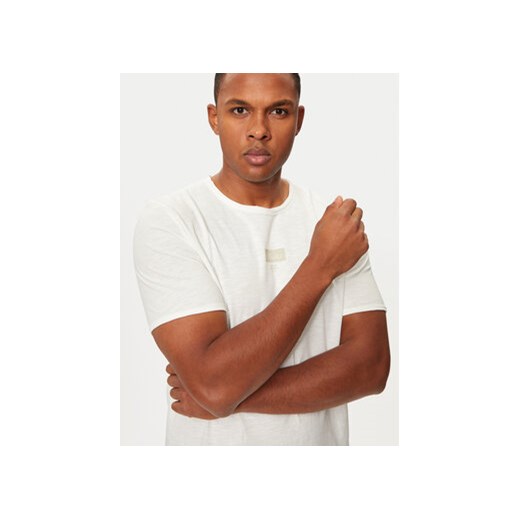 s.Oliver T-Shirt 2150054 Biały Regular Fit S MODIVO