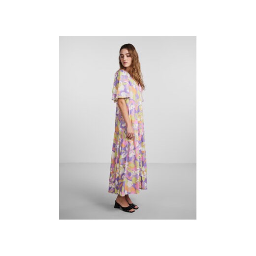 YAS Sukienka 26029365 Fioletowy Regular Fit Yas S MODIVO