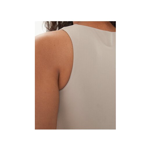 Guess Sukienka codzienna Kim W4YK0J KCDE0 Brązowy Bodycon Fit Guess XS MODIVO