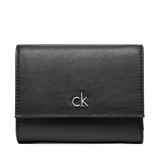Mały Portfel Damski Calvin Klein Ck Daily Medium Trifold_Pbl K60K612851 Czarny Calvin Klein one size eobuwie.pl