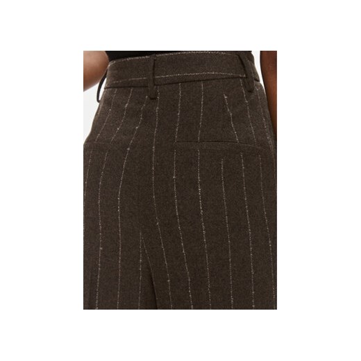 Remain Spodnie materiałowe BCR759 Brązowy Regular Fit Remain 36 MODIVO