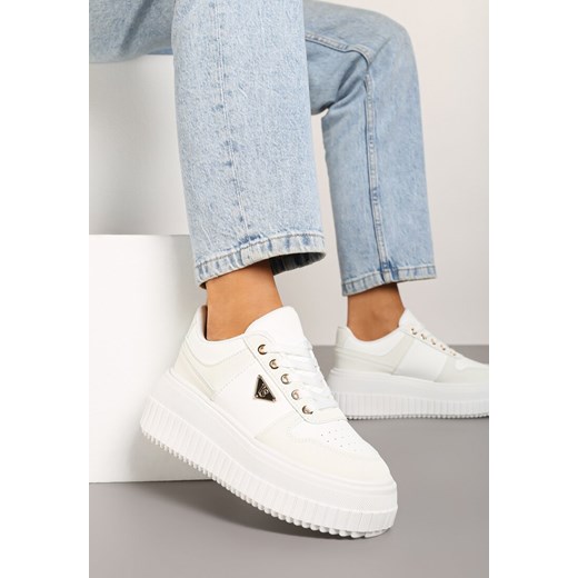 Białe Sznurowane Sneakersy Vices Tłoczonej Platformie Ozdobione Trójkątem Raviri ze sklepu renee.pl w kategorii Buty sportowe damskie - zdjęcie 177447421