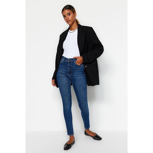 trendyol Dżinsy - Skinny fit - w kolorze granatowym Trendyol 40 promocja Limango Polska