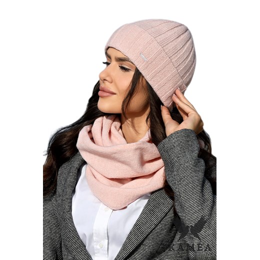 TAHIRA-KOMIN damski wełniany kolor różowy Kamea Kamea