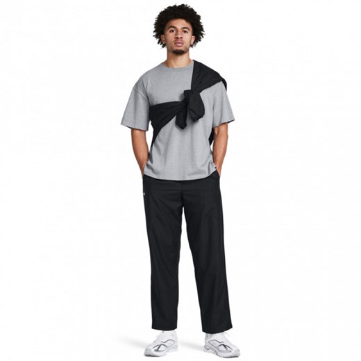 Męskie spodnie treningowe Under Armour UA Rush Woven Pants - czarne ze sklepu Sportstylestory.com w kategorii Spodnie męskie - zdjęcie 177573352