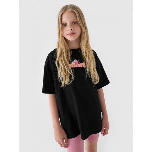 Dziewczęcy t-shirt z nadrukiem 4F 4FJRSS24TTSHF2056 - czarny ze sklepu Sportstylestory.com w kategorii Bluzki dziewczęce - zdjęcie 177577300