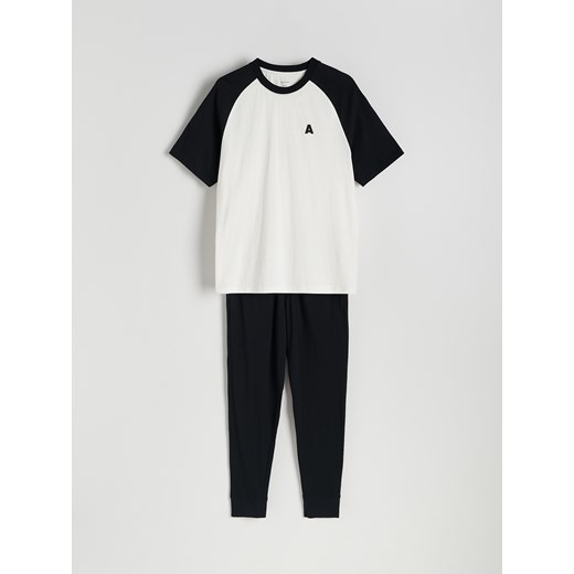 Reserved - Dwuczęściowa piżama z bawełny - złamana biel - id: 632BJ-01X - marki Reserved - 177583234 Reserved - Dwuczęściowa piżama z bawełny - złamana biel ze sklepu Reserved w kategorii Piżamy męskie - zdjęcie 177583234