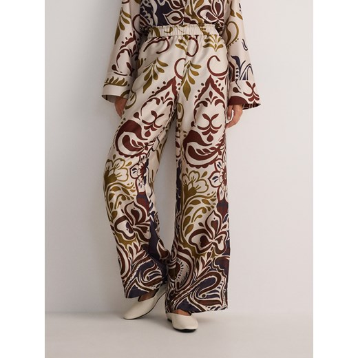 Reserved - Szerokie spodnie w piżamowym stylu - wielobarwny ze sklepu Reserved w kategorii Spodnie damskie - zdjęcie 177584863