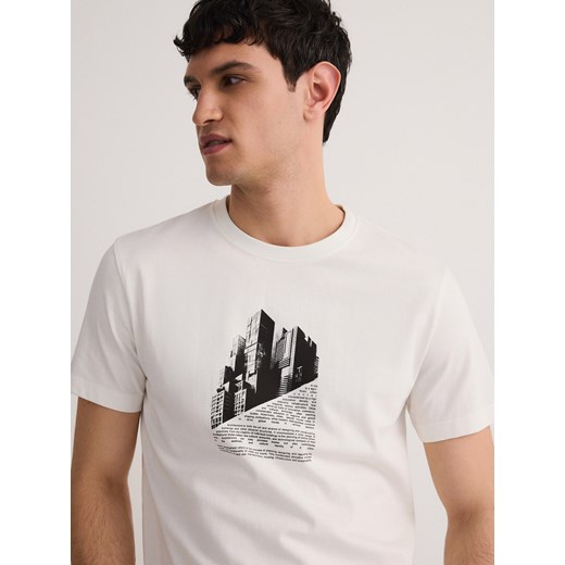 Reserved - T-shirt regular z nadrukiem - złamana biel Reserved S Reserved