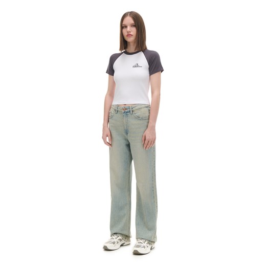 Cropp - Dwukolorowy T-shirt z wiskozą - biały ze sklepu Cropp w kategorii Bluzki damskie - zdjęcie 177588290