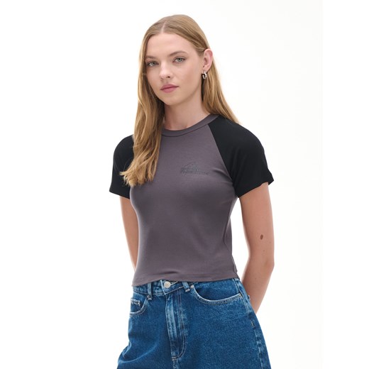 Cropp - Dwukolorowy T-shirt z wiskozą - jasny szary ze sklepu Cropp w kategorii Bluzki damskie - zdjęcie 177588294