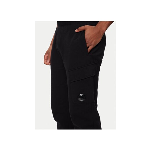 C.P. Company Spodnie dresowe 16CMSP017A005086W Czarny Regular Fit XL MODIVO