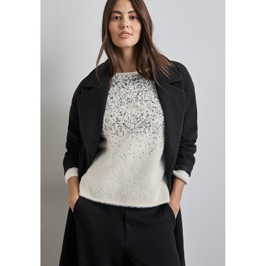 Street One Sweter w kolorze kremowym ze sklepu Limango Polska w kategorii Swetry damskie - zdjęcie 177637051