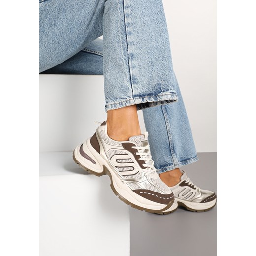 Beżowo-Brązowe Sneakersy na Platformie z Tłoczeniem z Geometrycznym Motywem Delothiel ze sklepu renee.pl w kategorii Buty sportowe damskie - zdjęcie 177677360