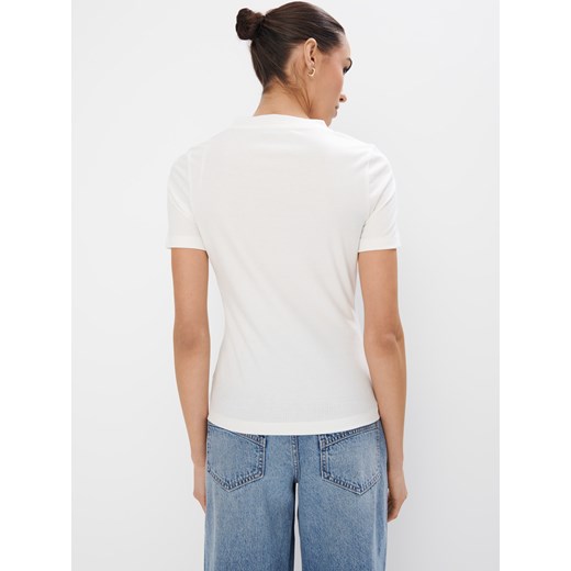 Bluzka damska Mohito na wiosnę 