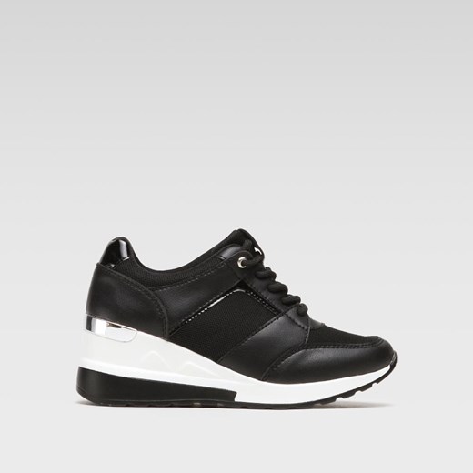 Sneakers Clara Barson WS2229-23 ze sklepu ccc.eu w kategorii Buty sportowe damskie - zdjęcie 177705370