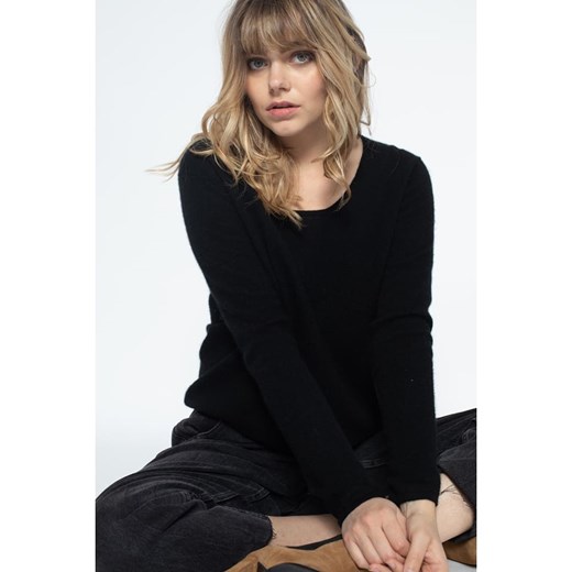 Perfect Cashmere Kaszmirowy sweter &quot;Lindsay&quot; w kolorze czarnym ze sklepu Limango Polska w kategorii Swetry damskie - zdjęcie 177797063
