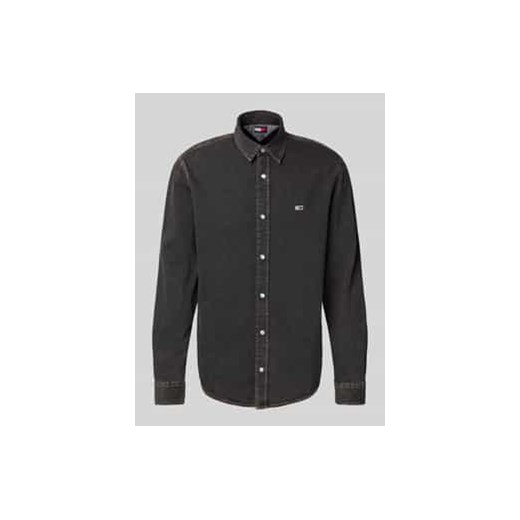 Koszula jeansowa o kroju regular fit z wiskozy z wyhaftowanym logo ze sklepu Peek&Cloppenburg  w kategorii Koszule męskie - zdjęcie 177806564