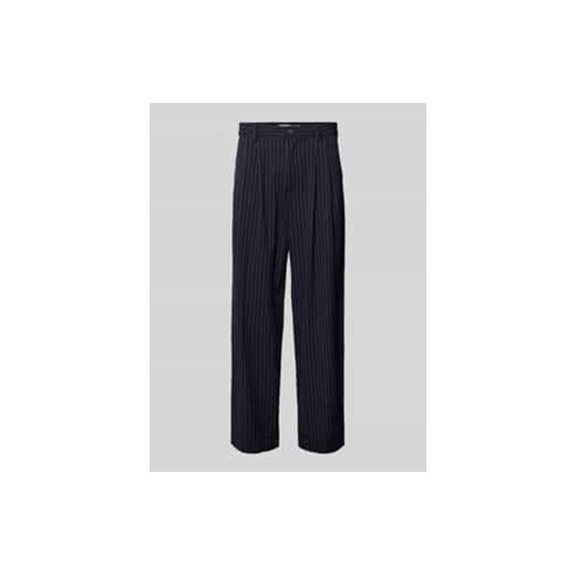 Spodnie o kroju tailored fit z wpuszczanymi kieszeniami w stylu francuskim ze sklepu Peek&Cloppenburg  w kategorii Spodnie męskie - zdjęcie 177808573