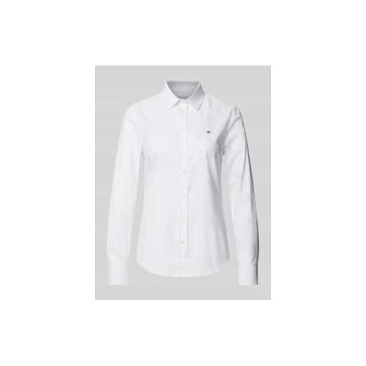 Bluzka koszulowa o kroju slim fit z wyhaftowanym logo ze sklepu Peek&Cloppenburg  w kategorii Koszule damskie - zdjęcie 177808863