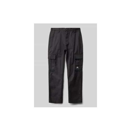 Spodnie cargo o kroju regular fit z naszywką z logo ze sklepu Peek&Cloppenburg  w kategorii Spodnie chłopięce - zdjęcie 177809894