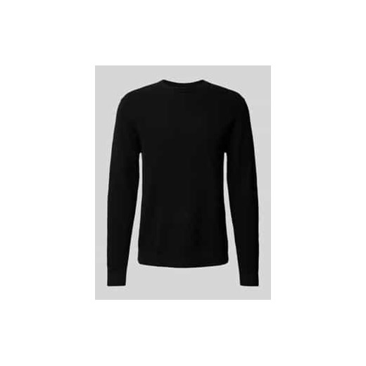 Sweter z dzianiny z fakturowanym wzorem model ‘ROSS’ ze sklepu Peek&Cloppenburg  w kategorii Swetry męskie - zdjęcie 177816352