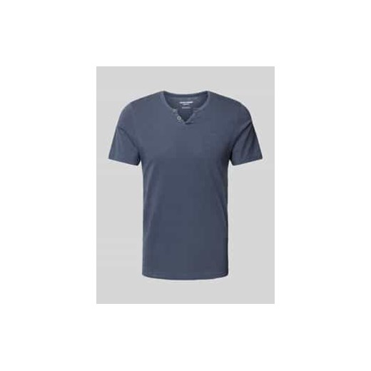 T-shirt z dekoltem w serek ze sklepu Peek&Cloppenburg  w kategorii T-shirty męskie - zdjęcie 177817093
