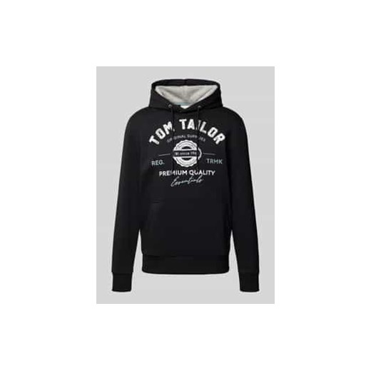 Bluza o kroju regular fit z kapturem i nadrukiem z logo ze sklepu Peek&Cloppenburg  w kategorii Bluzy męskie - zdjęcie 177824224