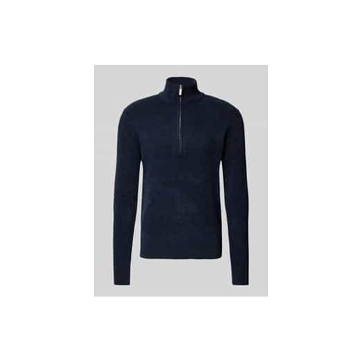 Sweter z dzianiny z prążkowanymi wykończeniami model ‘RODNEY’ ze sklepu Peek&Cloppenburg  w kategorii Swetry męskie - zdjęcie 177825991