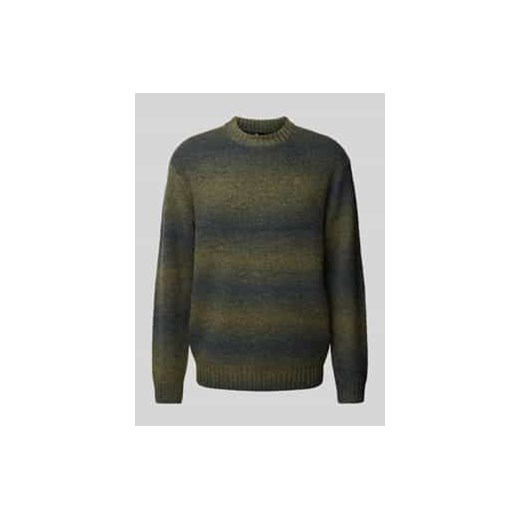 Sweter z dzianiny z wiskozy z wyhaftowanym logo model ‘Gradient’ ze sklepu Peek&Cloppenburg  w kategorii Swetry męskie - zdjęcie 177826571