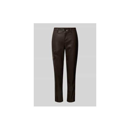 Spodnie o kroju regular fit z imitacji skóry ze sklepu Peek&Cloppenburg  w kategorii Spodnie damskie - zdjęcie 177827282