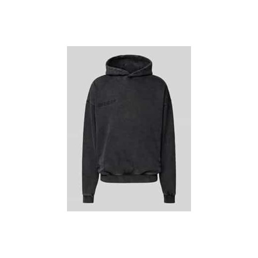 Bluza z kapturem i wyhaftowanym logo model ‘Amiran’ ze sklepu Peek&Cloppenburg  w kategorii Bluzy męskie - zdjęcie 177829720